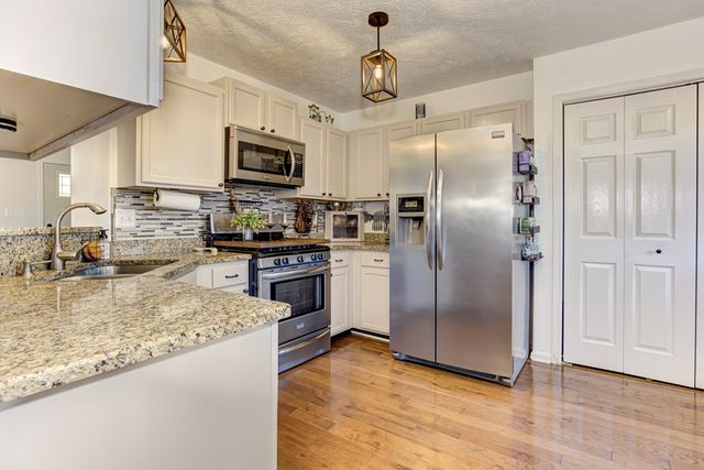 279 Highlander Way, Acworth, GA 30101