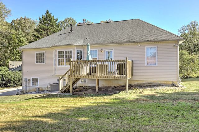 279 Highlander Way, Acworth, GA 30101