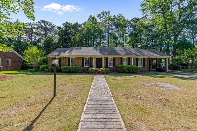 2103 Dallas Drive, Kinston, NC 28504