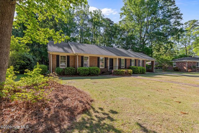 2103 Dallas Drive, Kinston, NC 28504
