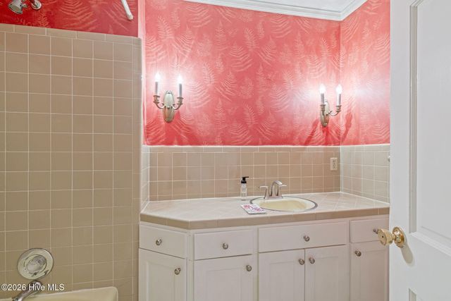 2103 Dallas Drive, Kinston, NC 28504