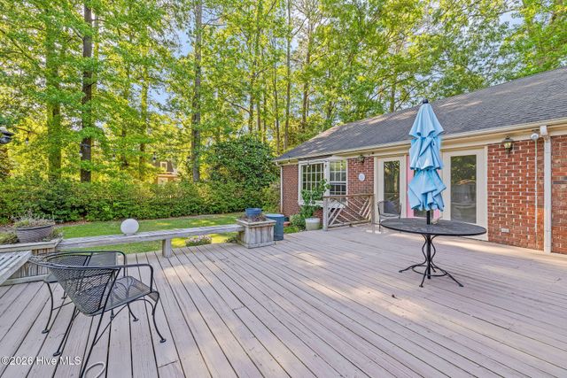 2103 Dallas Drive, Kinston, NC 28504