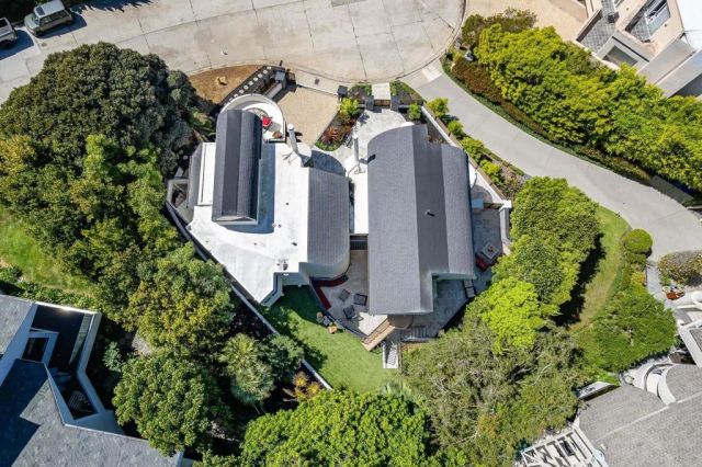 6105 Avenida Chamnez, La Jolla, CA 92037