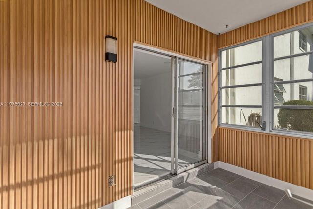 2251 NW 48th Ter 102, Lauderhill, FL 33313