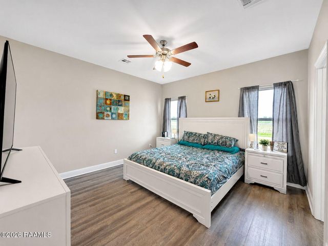 1093 Jordan Drive, St. Martinville, LA 70582