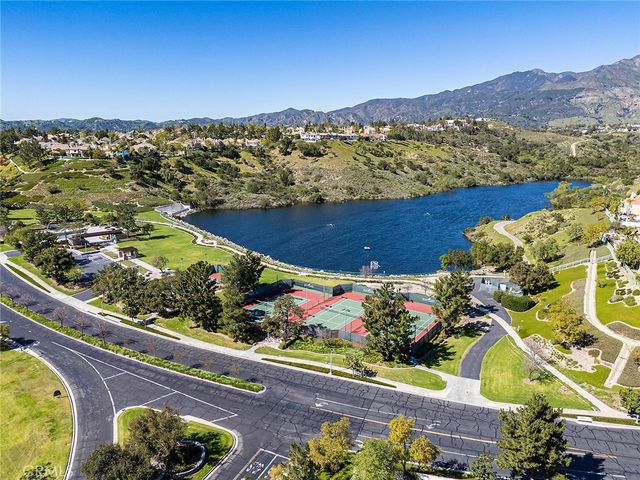 39 Golf Ridge, Rancho Santa Margarita, CA 92679