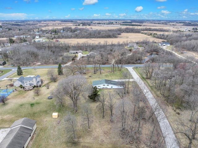 W8090 Thomaswood TRAIL, Fond Du Lac, WI 54937