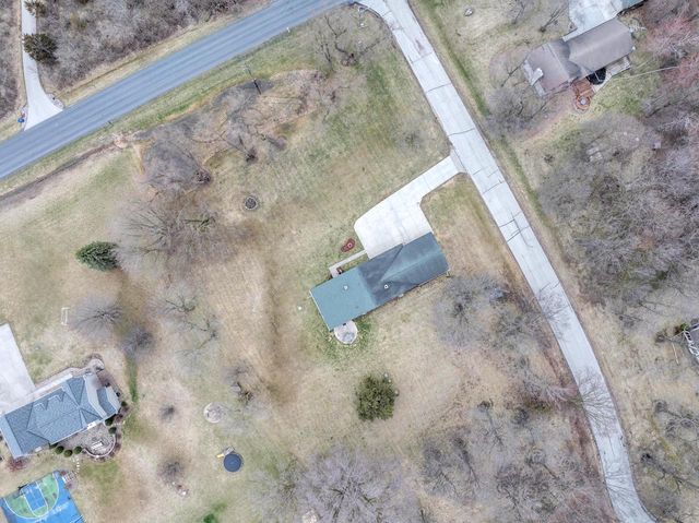 W8090 Thomaswood TRAIL, Fond Du Lac, WI 54937
