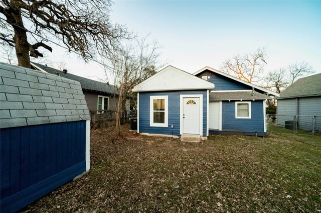 1415 N Houston Street, Fort Worth, TX 76164