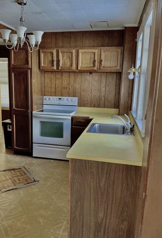 274 Ray Street, Manchester, NH 03104