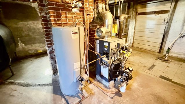 274 Ray Street, Manchester, NH 03104