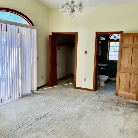 274 Ray Street, Manchester, NH 03104