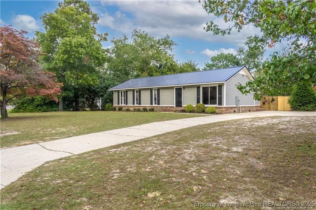 820 Algood Avenue, Hope Mills, NC 28348