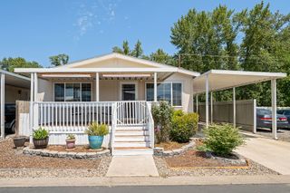 3555 S Pacific Highway SPC 113, Medford, OR 97501