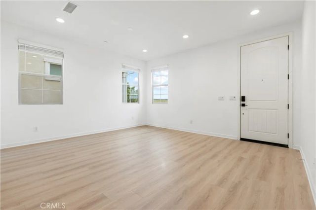 7019 Aloe Ln, Fontana, CA 92336
