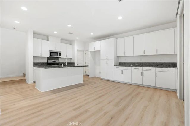7019 Aloe Ln, Fontana, CA 92336