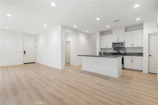 7019 Aloe Ln, Fontana, CA 92336