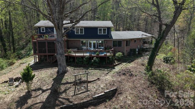 56 E Glenview Street, Marion, NC 28752