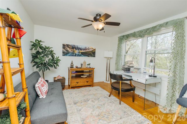 56 E Glenview Street, Marion, NC 28752