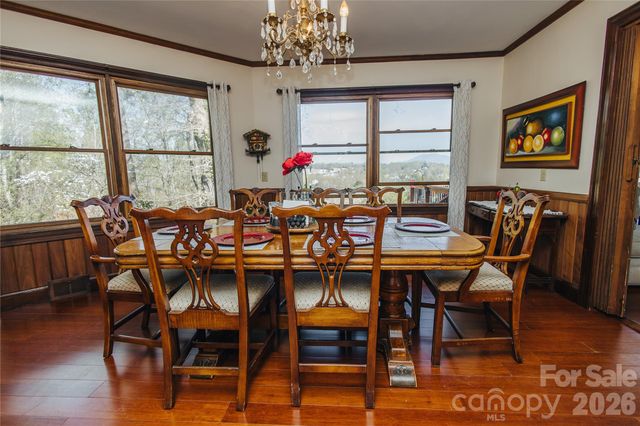 56 E Glenview Street, Marion, NC 28752