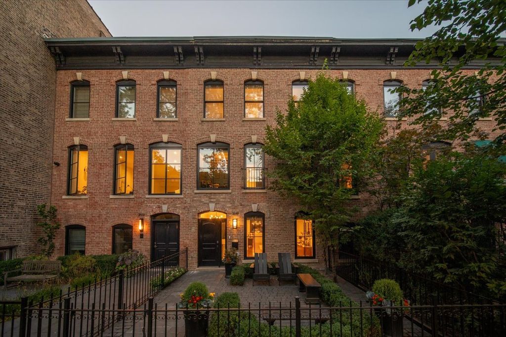 2049 N Dayton Street, Chicago, IL 60614 — photo 2