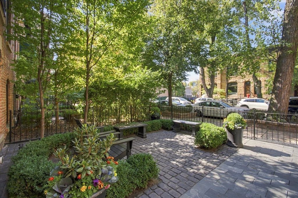 2049 N Dayton Street, Chicago, IL 60614 — photo 4