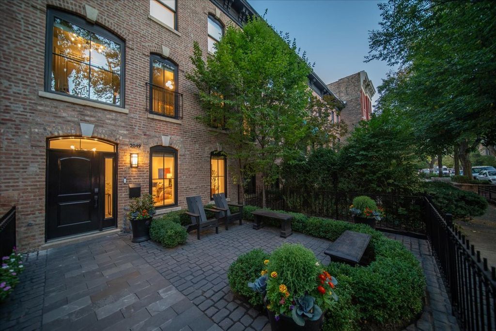 2049 N Dayton Street, Chicago, IL 60614 — photo 5