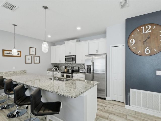 1562 MOON VALLEY DRIVE, Davenport, FL 33896