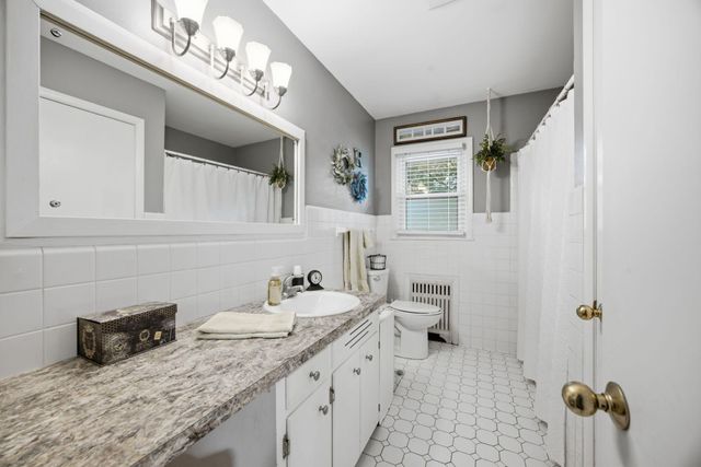 18030 20th Avenue N, Plymouth, MN 55447