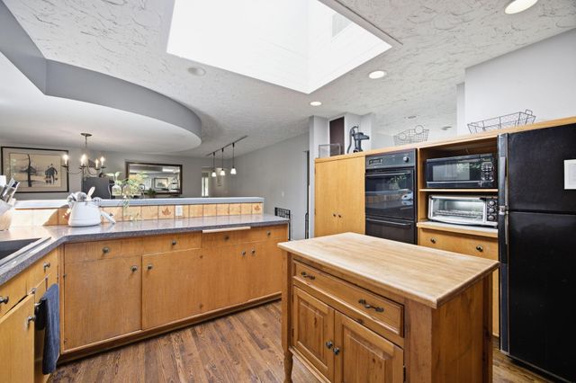 18030 20th Avenue N, Plymouth, MN 55447