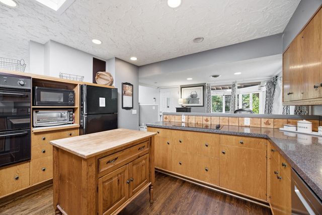 18030 20th Avenue N, Plymouth, MN 55447