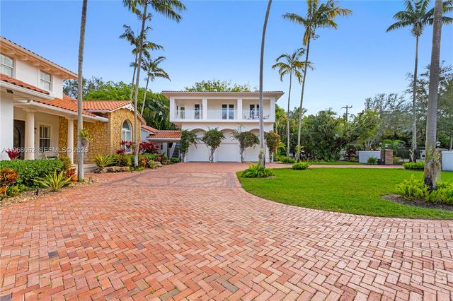 6235 Rolling Road Dr, Pinecrest, FL 33156