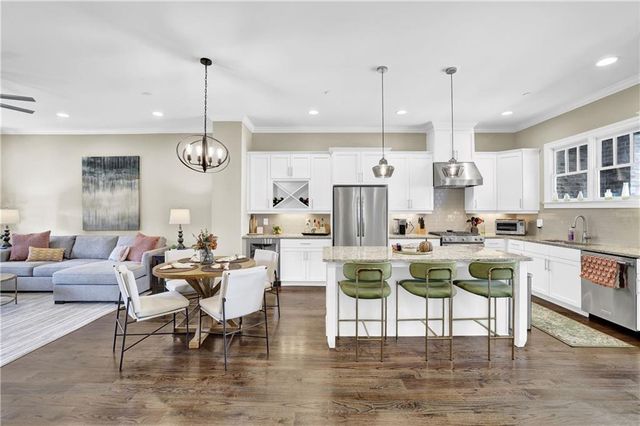 180 Easy Pines Way, Marietta, GA 30060