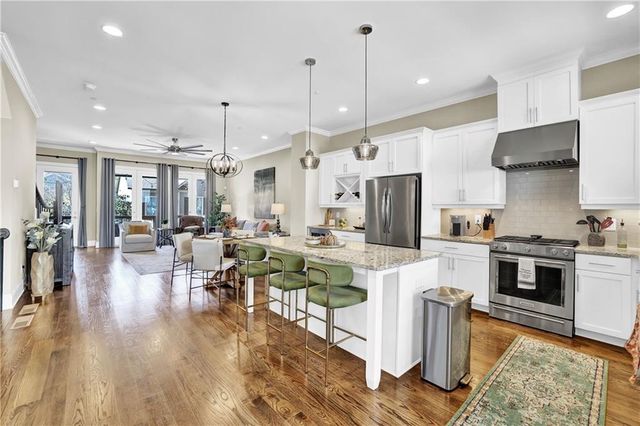 180 Easy Pines Way, Marietta, GA 30060