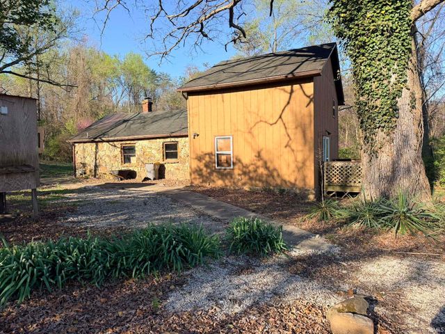 1109 W Gourley Pike, Bloomington, IN 47404