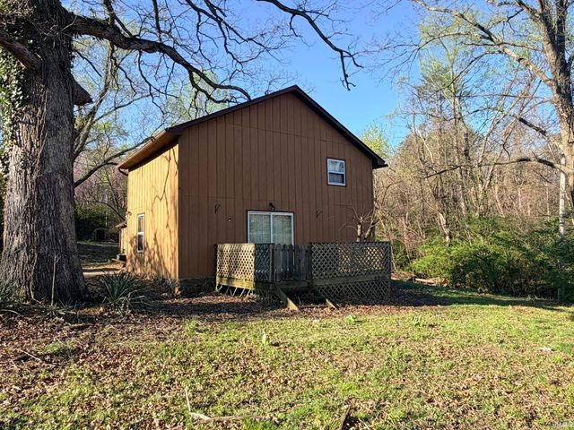 1109 W Gourley Pike, Bloomington, IN 47404