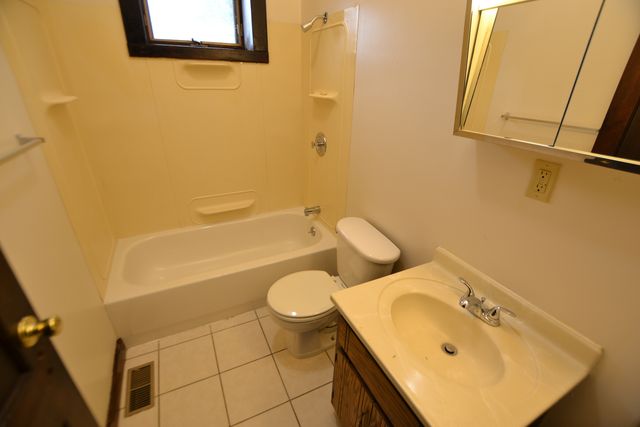 701 Meeker Avenue, Joliet, IL 60432