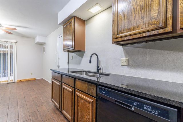 8806 N Rockwell Drive, Oklahoma City, OK 73132