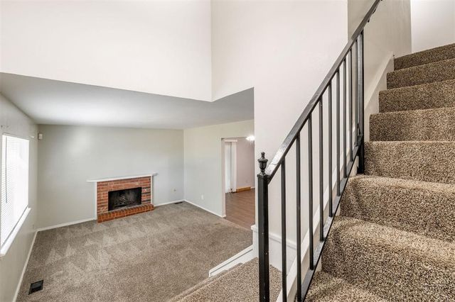 8806 N Rockwell Drive, Oklahoma City, OK 73132