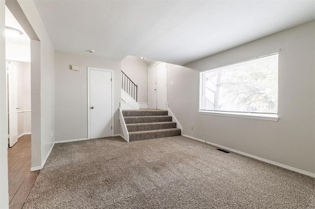 8806 N Rockwell Drive, Oklahoma City, OK 73132