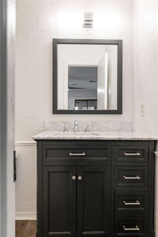 8806 N Rockwell Drive, Oklahoma City, OK 73132