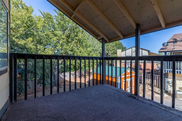 8806 N Rockwell Drive, Oklahoma City, OK 73132