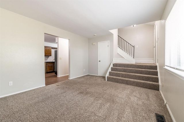 8806 N Rockwell Drive, Oklahoma City, OK 73132