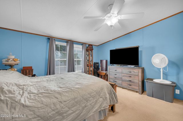 2232 Lakeside Avenue SW, Supply, NC 28462