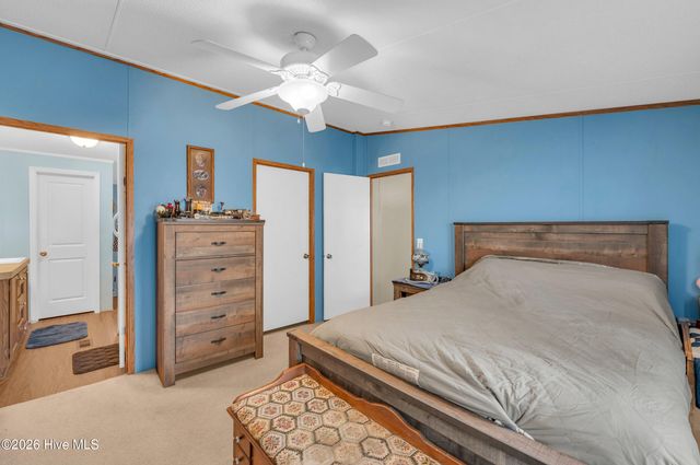 2232 Lakeside Avenue SW, Supply, NC 28462