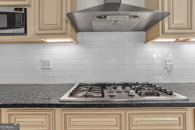 5298 E Shore Drive SW, Conyers, GA 30094