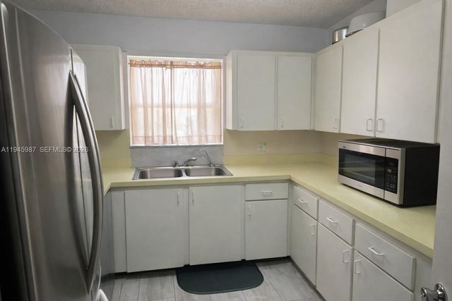 3416 Frow Ave, Miami, FL 33133