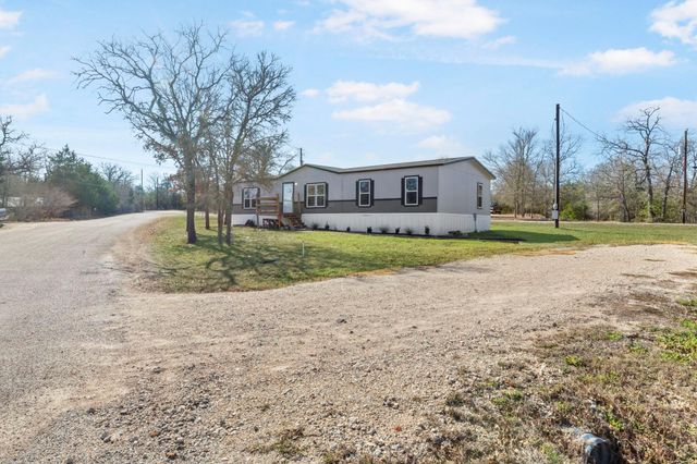 101 Hill Loop Road, Somerville, TX 77879