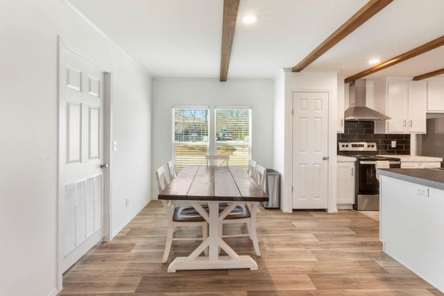 101 Hill Loop Road, Somerville, TX 77879