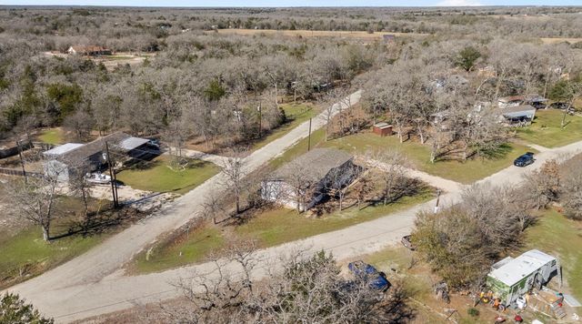 101 Hill Loop Road, Somerville, TX 77879